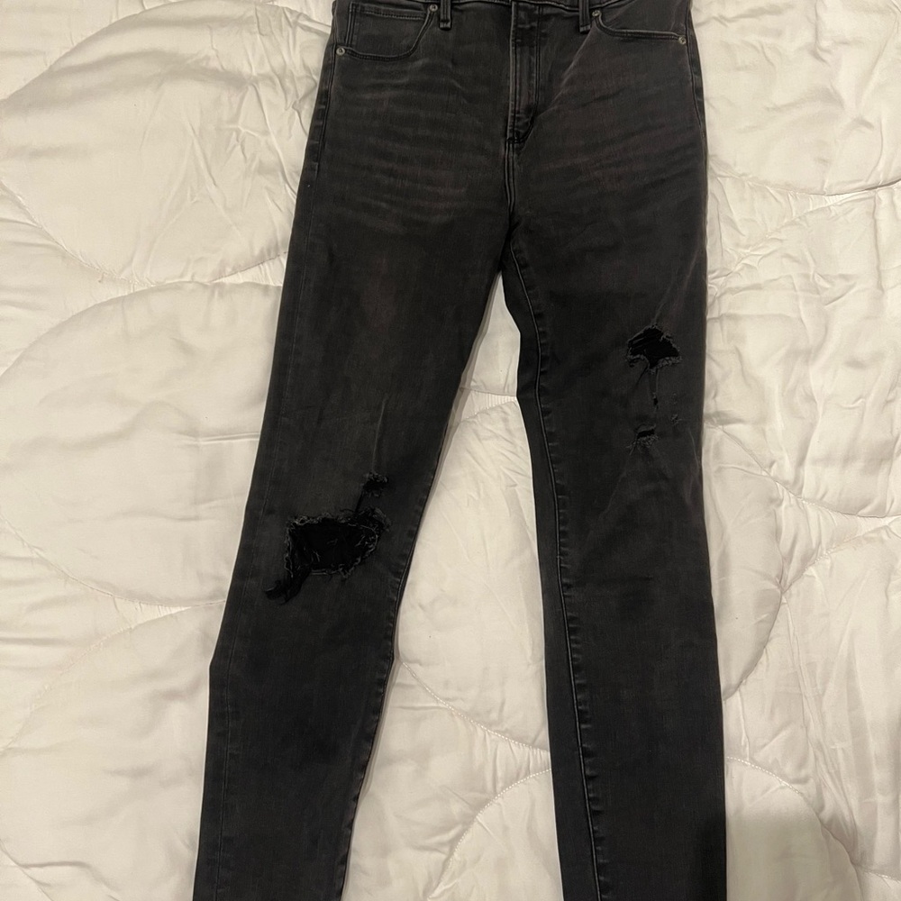 Abercrombie Black Distressed Women's Jeans